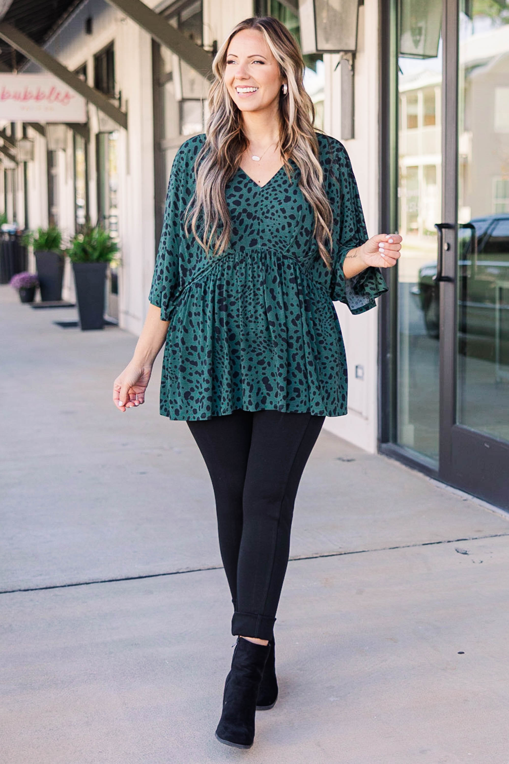 My Kinda Love Top. Hunter Green