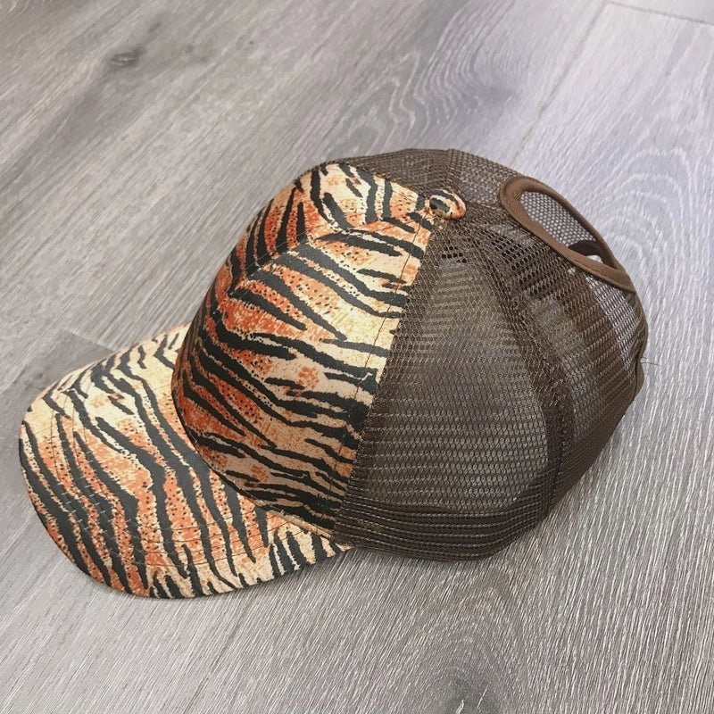 Unisex Elegant Basic Leopard Curved Eaves Baseball Cap