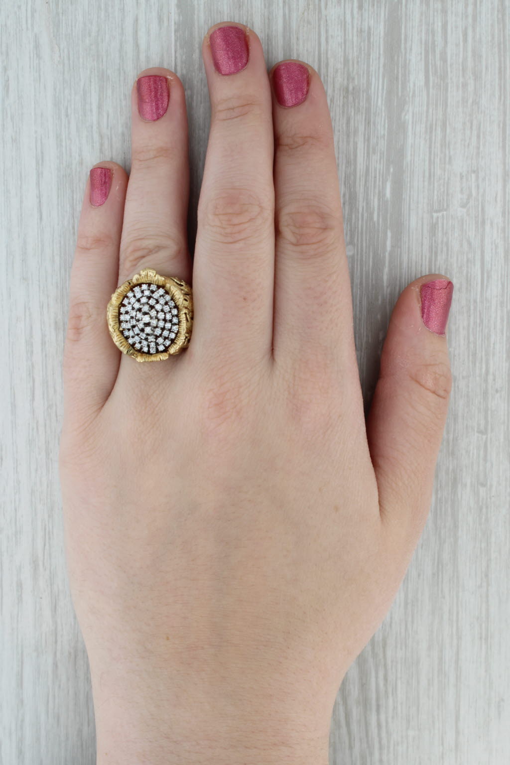 Vintage 0.50ctw Diamond Cluster Ornate Flower Ring 18k Gold Size 7.5 Cocktail