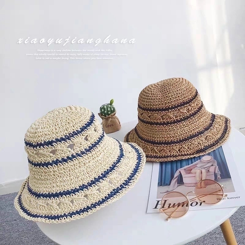 Women's Minimalist Classic Style Solid Color Flat Eaves Straw Hat