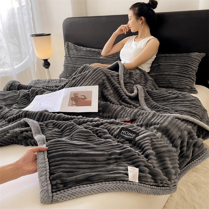 Casual Elegant Animal Heart Shape Milk Fiber Blanket Bedding