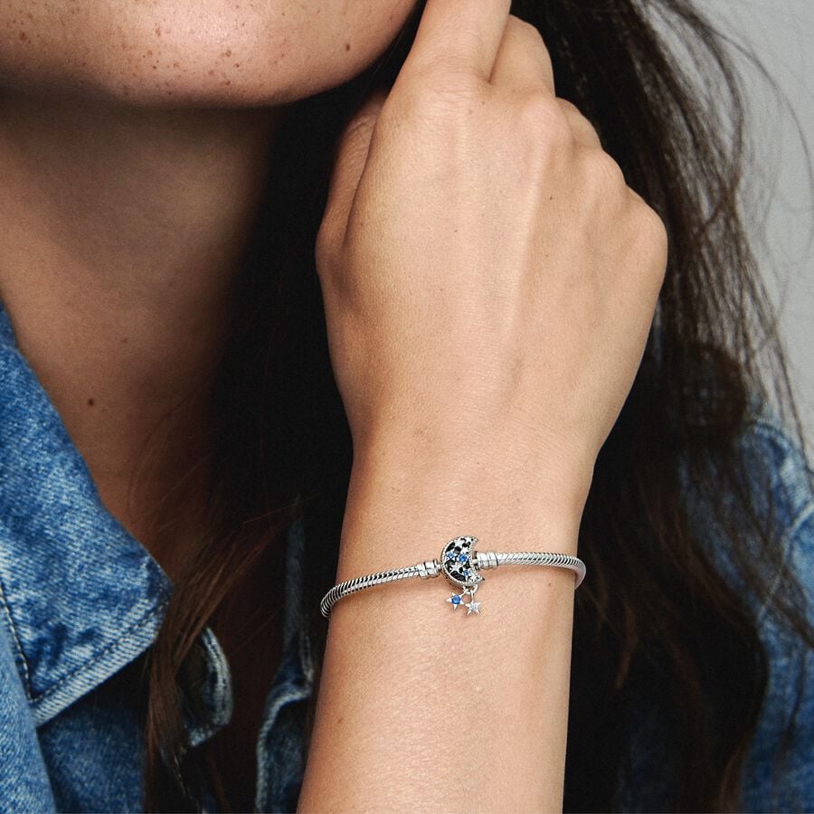 Pandora Moments Sparkling Moon Clasp Snake Chain Pandora Bracelet