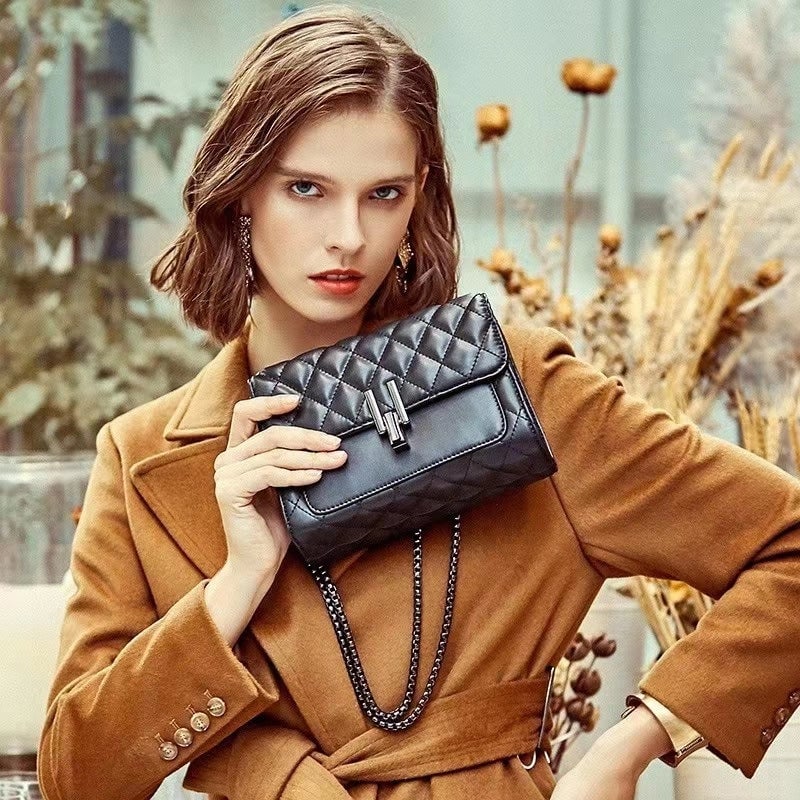 Women's Mini Pu Leather Lingge Elegant Square Lock Clasp Crossbody Bag
