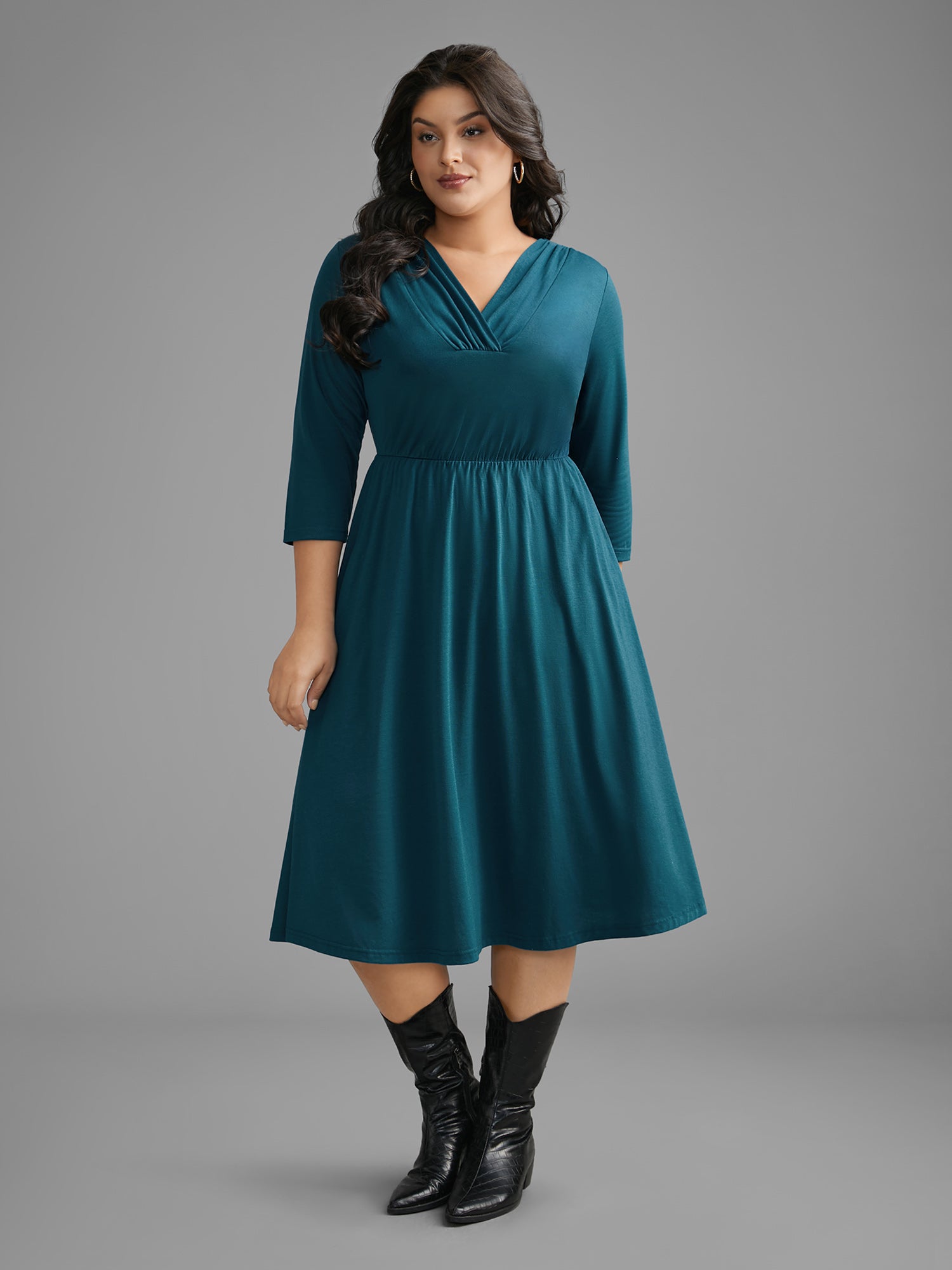 V Neck Gathered Midi Knit Dress