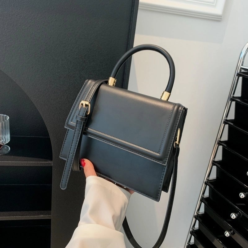 Women's All Seasons Pu Leather Classic Style Handbag