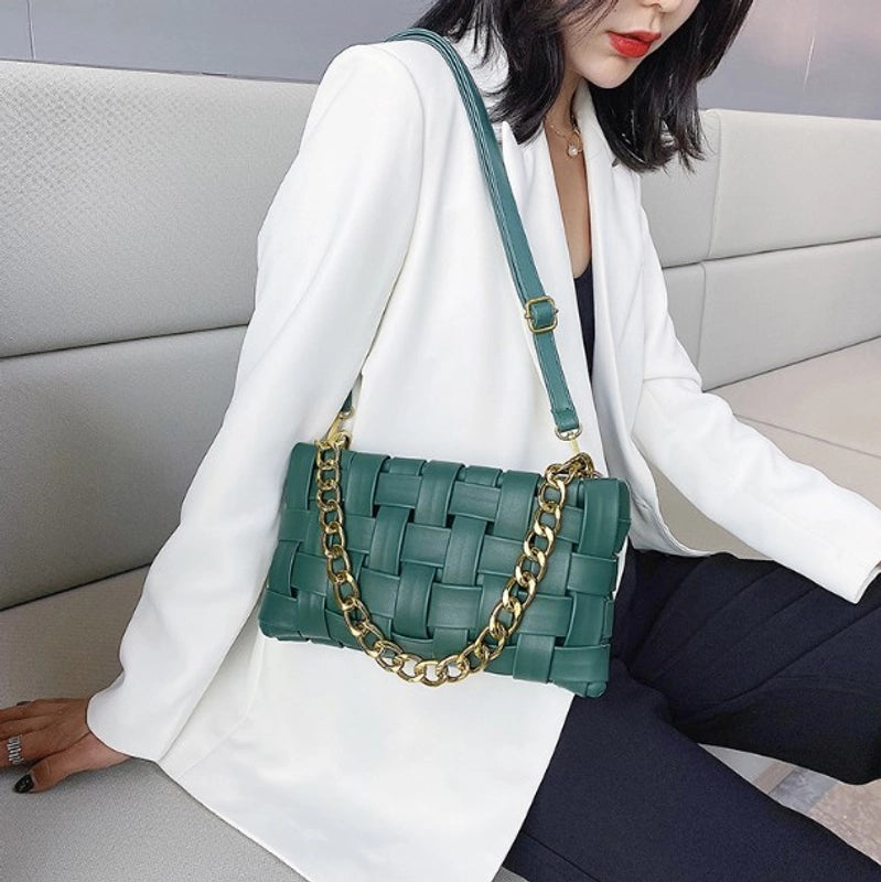 Women's Medium Pu Leather Solid Color Classic Style Zipper Shoulder Bag