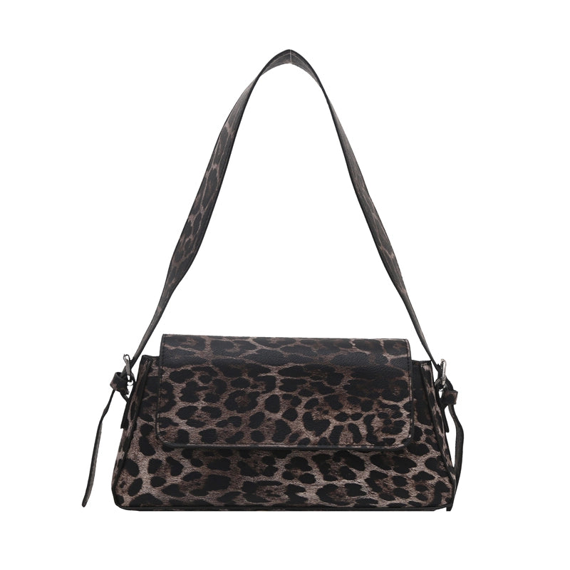 Women's Pu Leather Leopard Streetwear Square Magnetic Buckle Shoulder Bag