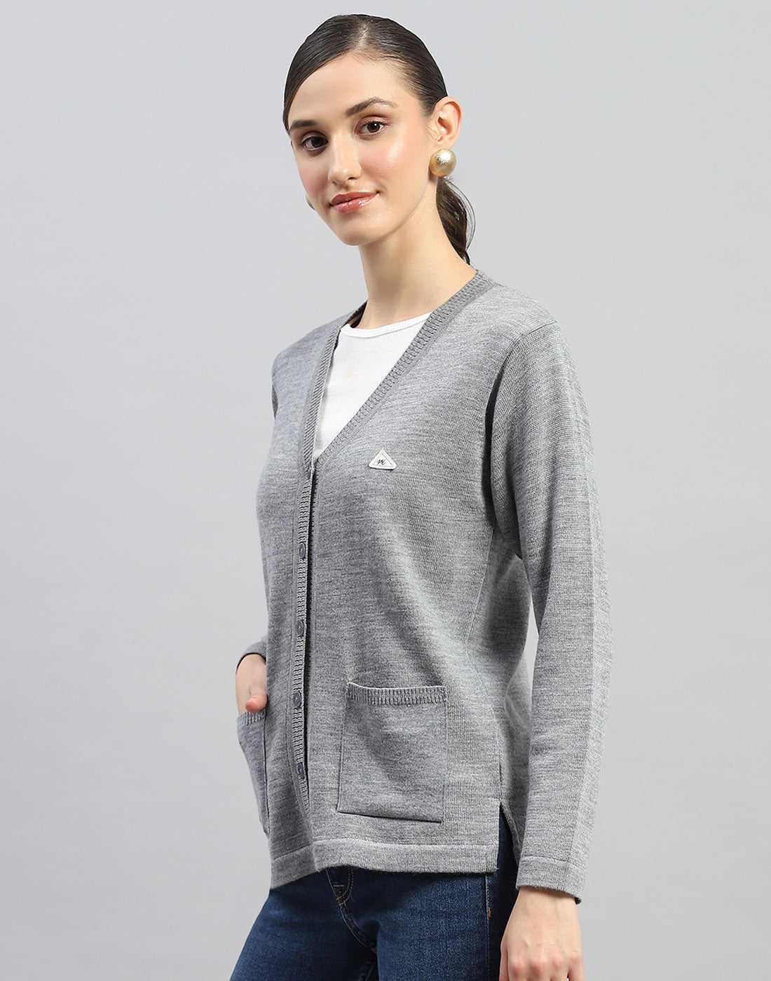 Women Grey Solid V Neck Full Sleeve Cardigan