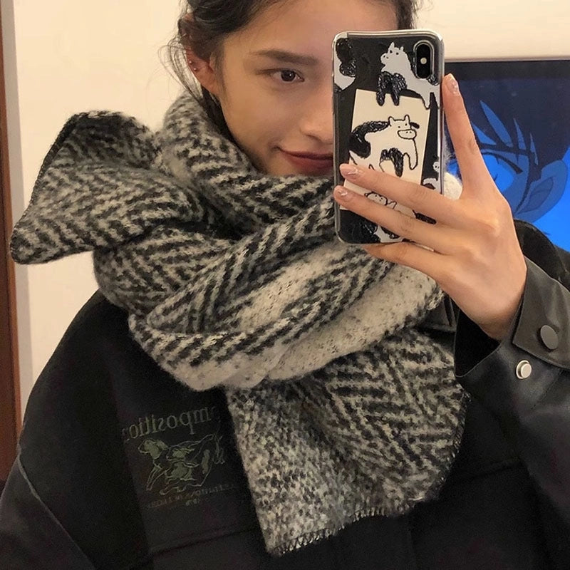 Women's Retro Modern Style Streetwear Color Block Polyester Scarf
