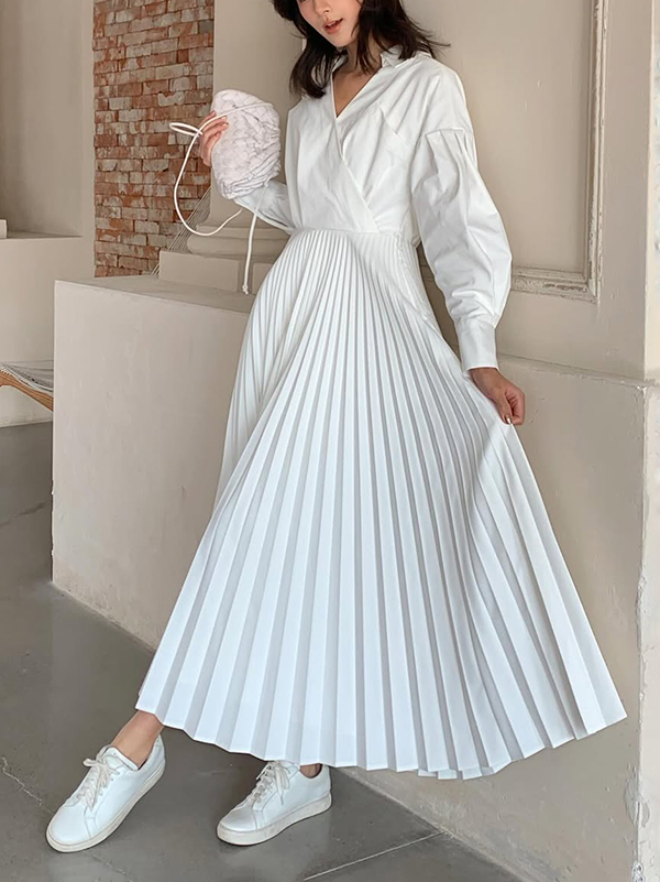 A-Line Long Sleeves Pleated Solid Color V-Neck Maxi Dresses