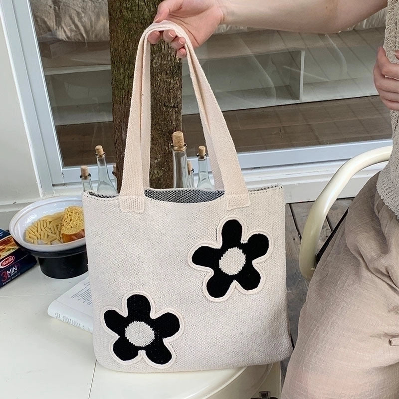 Women's Medium Polyester Flower Cute Square Open Underarm Bag