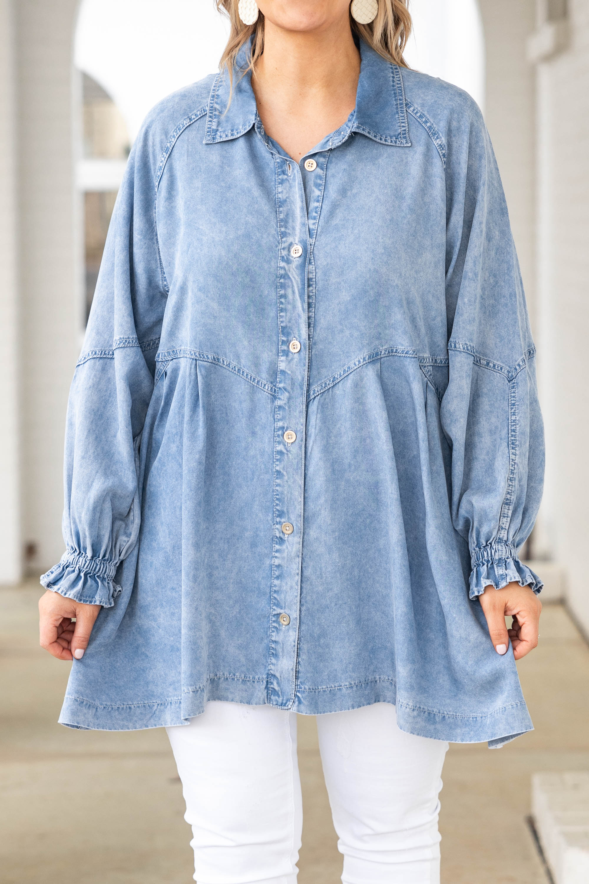 Chambray Chic Top. Acid Wash