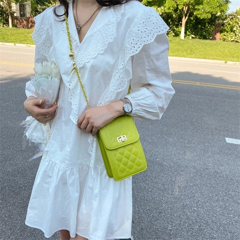 Women's Small Pu Leather Solid Color Lingge Streetwear Square Lock Clasp Crossbody Bag