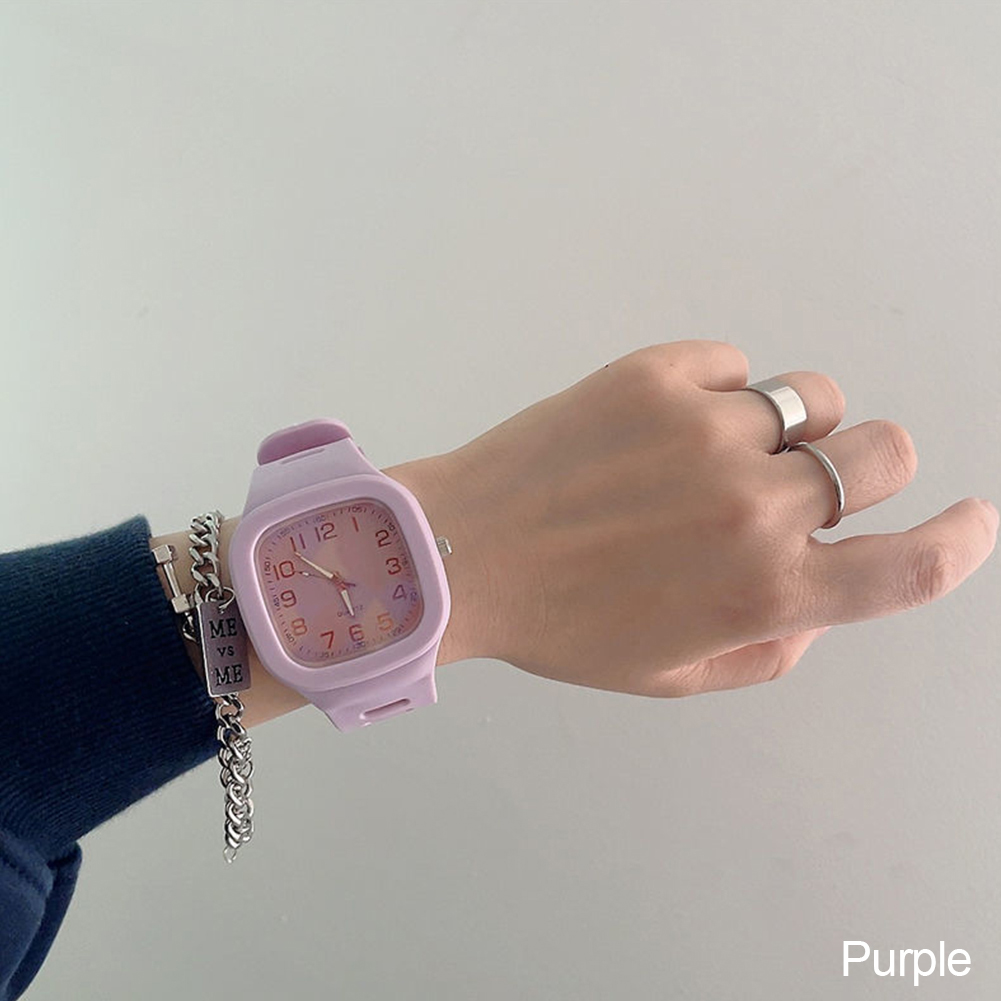Stylish and streamlined women's watch