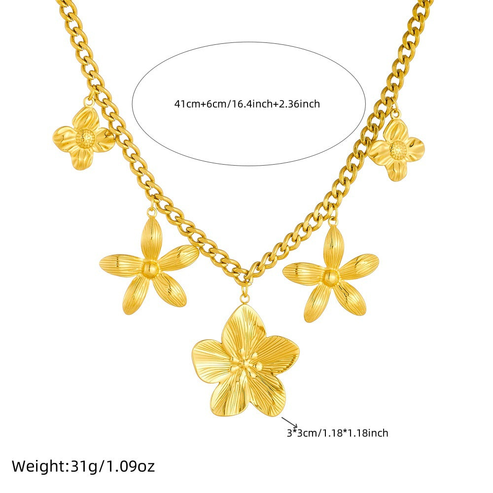 Fashionable And Elegant Gold-Plated Stainless Steel Five-Petal Flower Pendant Thick Chain Clavicle Necklace For Women