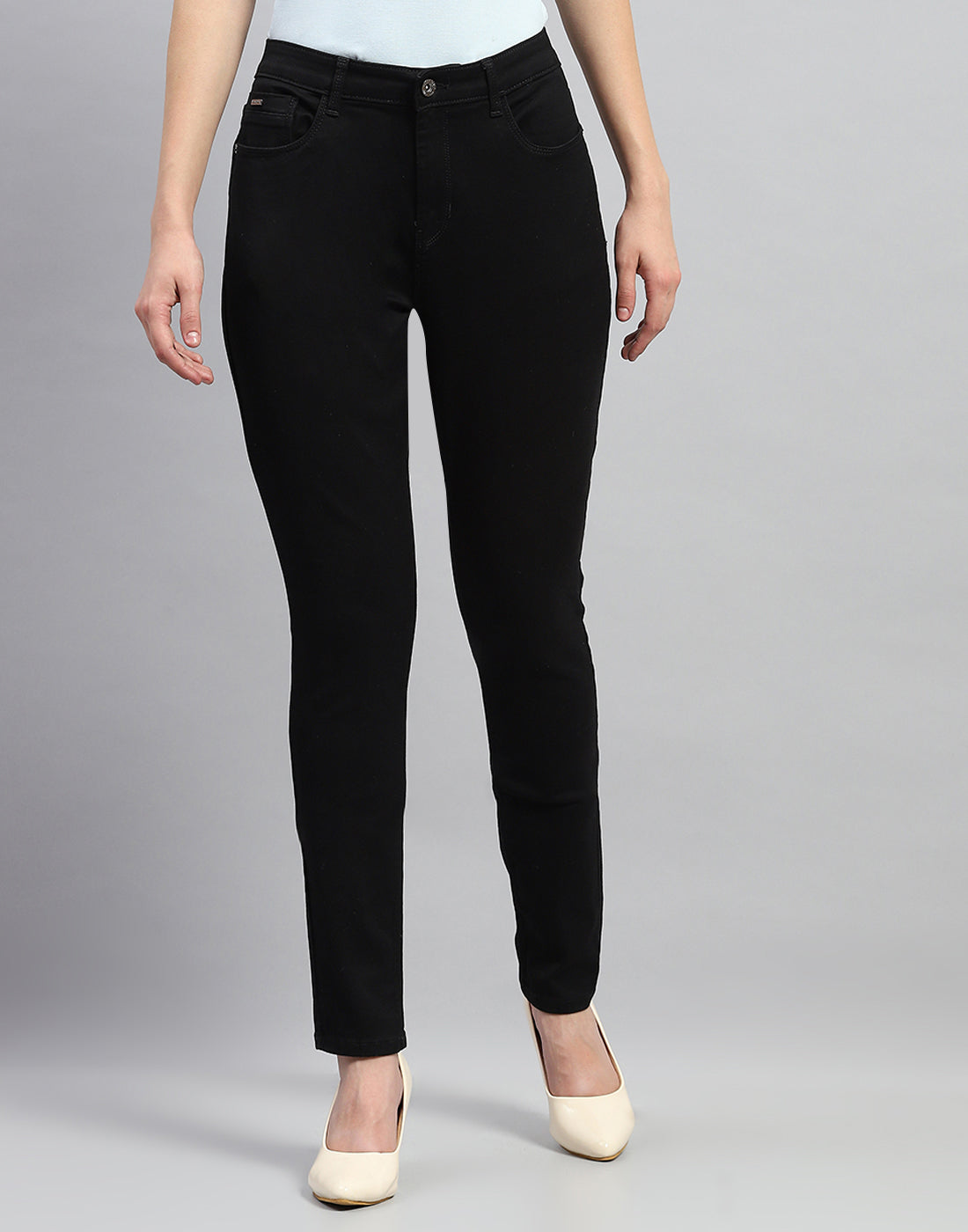 Women Black Solid Slim Fit Denim