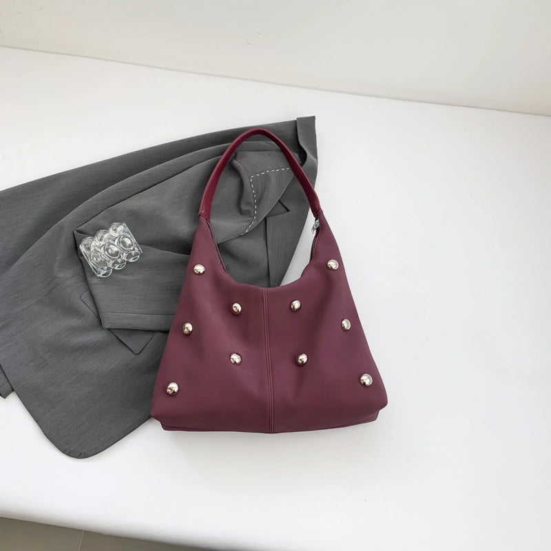 Women's Pu Leather Solid Color Vintage Style Dumpling Shape Zipper Shoulder Bag
