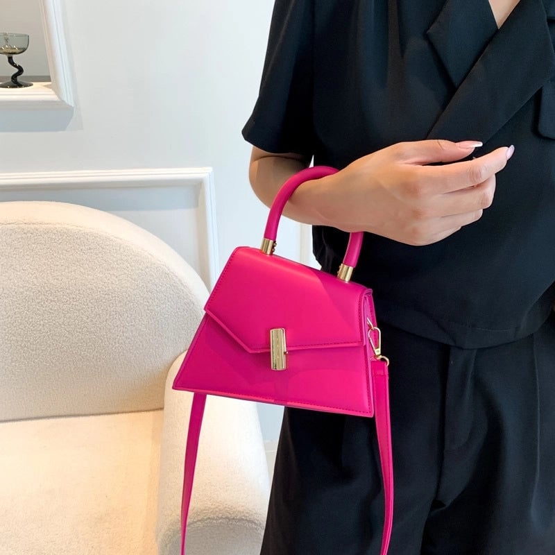 Women's Medium Pu Leather Solid Color Streetwear Lock Clasp Handbag Crossbody Bag