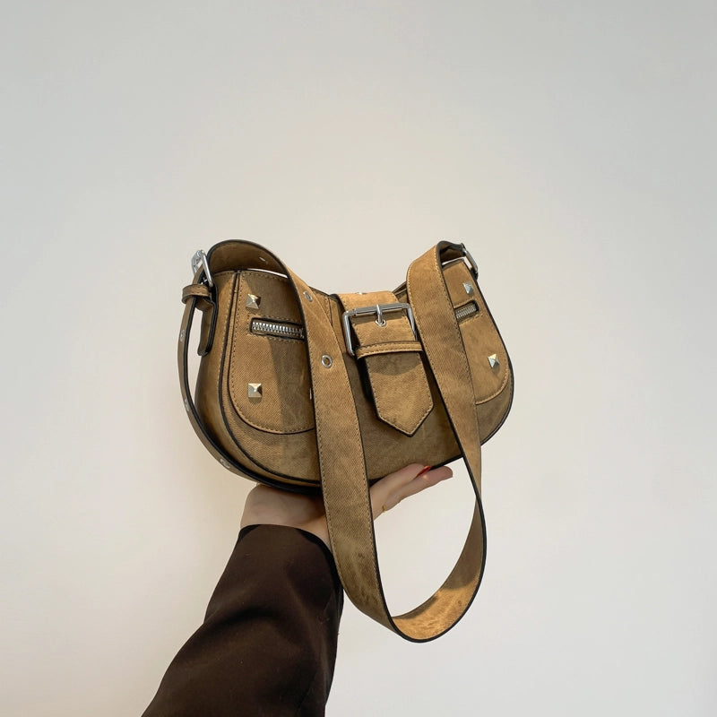 Women's Pu Leather Solid Color Streetwear Pillow Shape Zipper Shoulder Bag Underarm Bag