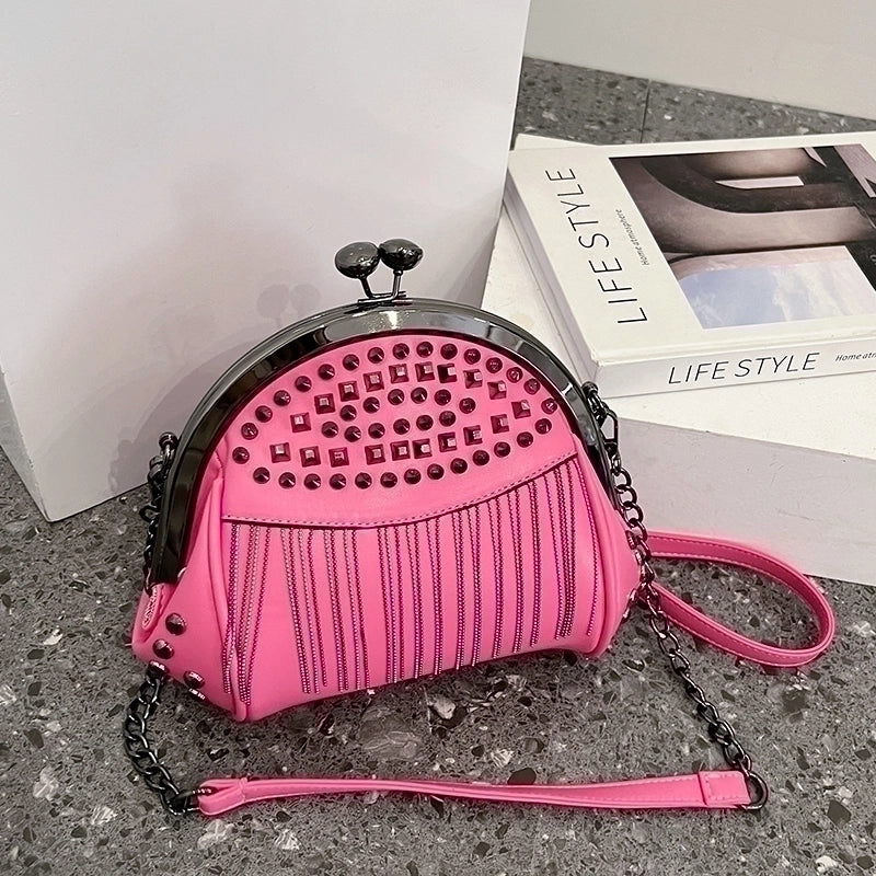 Women's Pu Leather Solid Color Streetwear Shell Zipper Square Bag