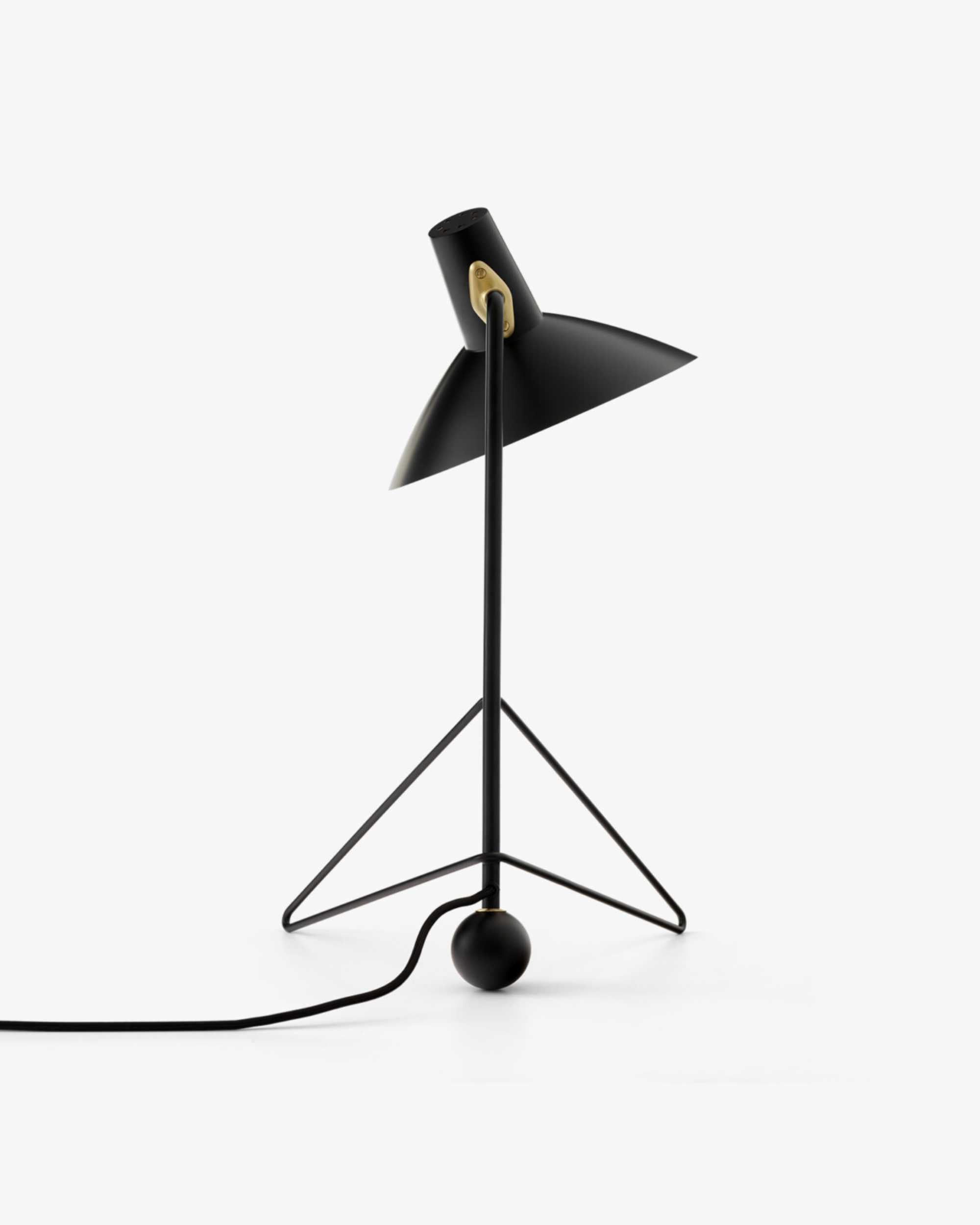 Tradition Tripod HM9 table lamp