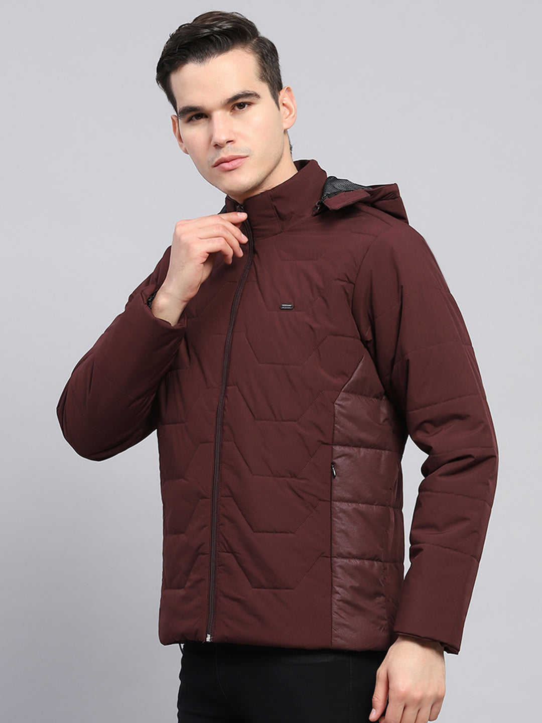 Men Maroon Solid Detachable Hood Full Sleeve Jacket