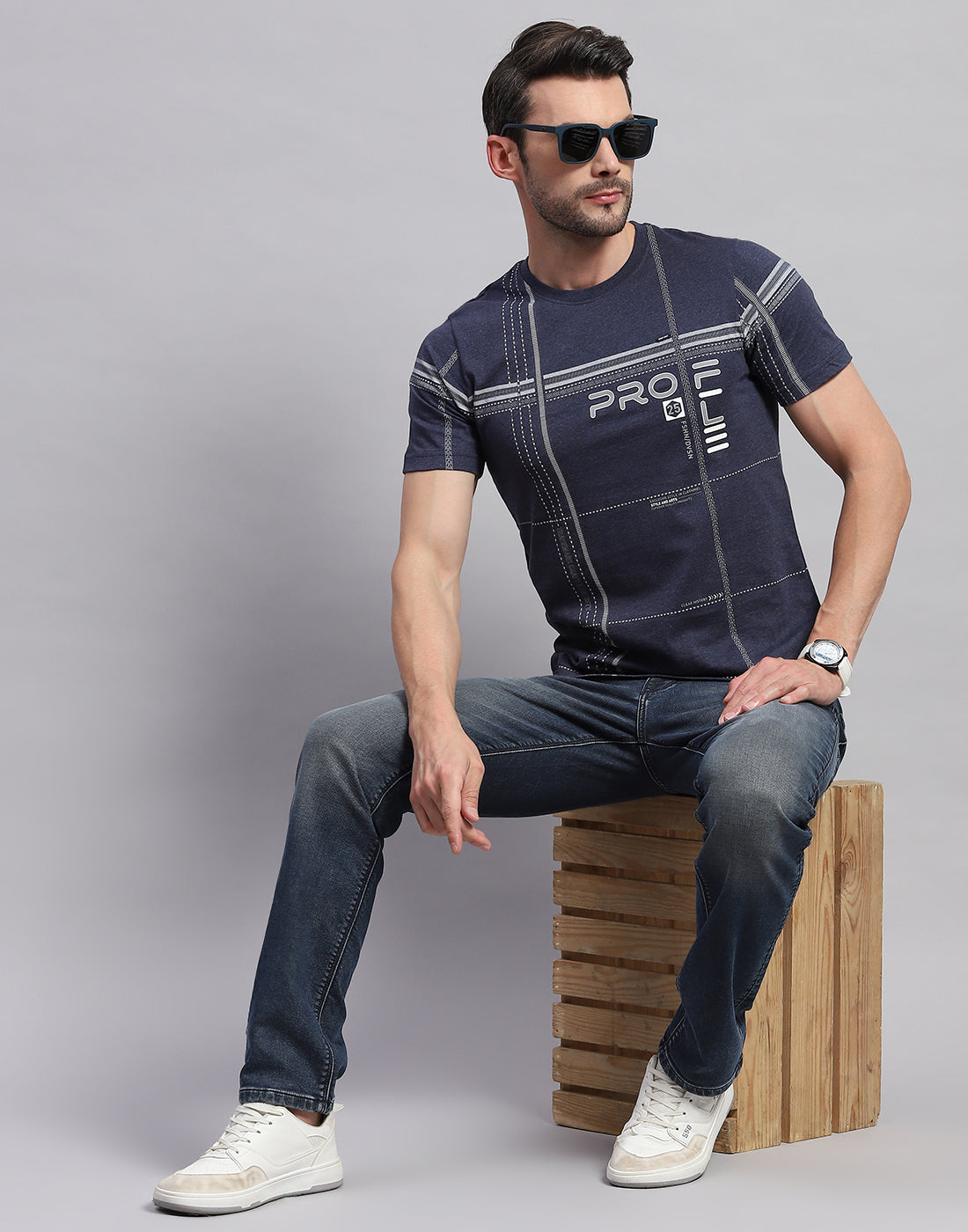 Men Navy Blue Printed Round Neck Half Sleeve T-Shirt