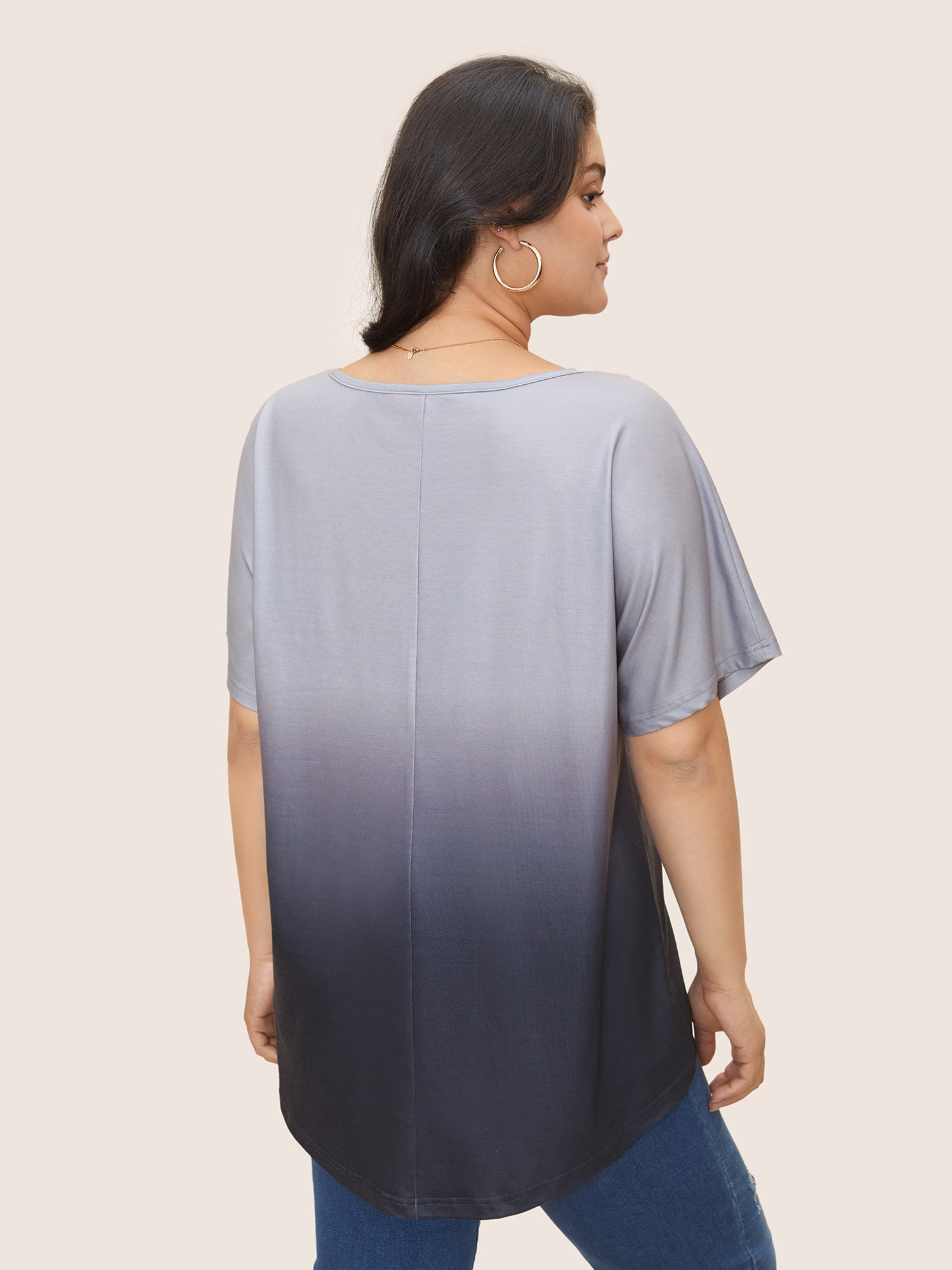 Ombre Round Neck Batwing Sleeve T-shirt