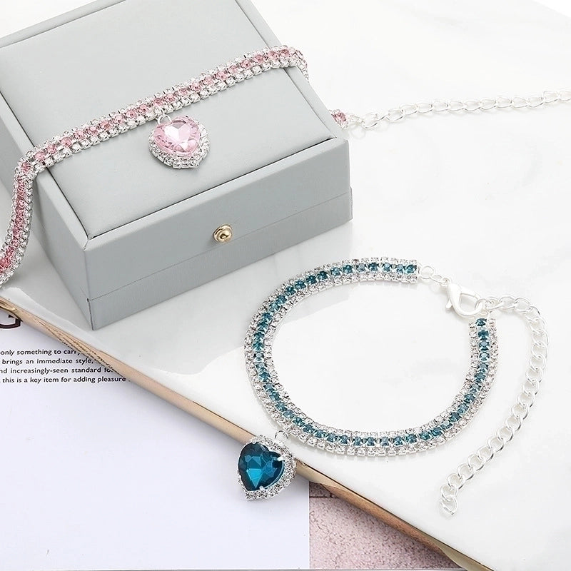 Luxurious Rhinestone Heart Shape Pet Collar