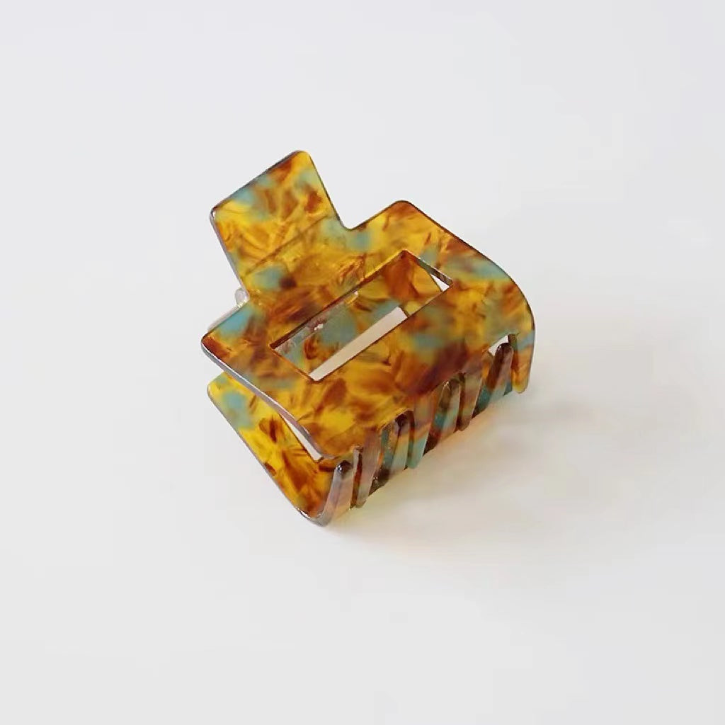 Retro Hair Claw