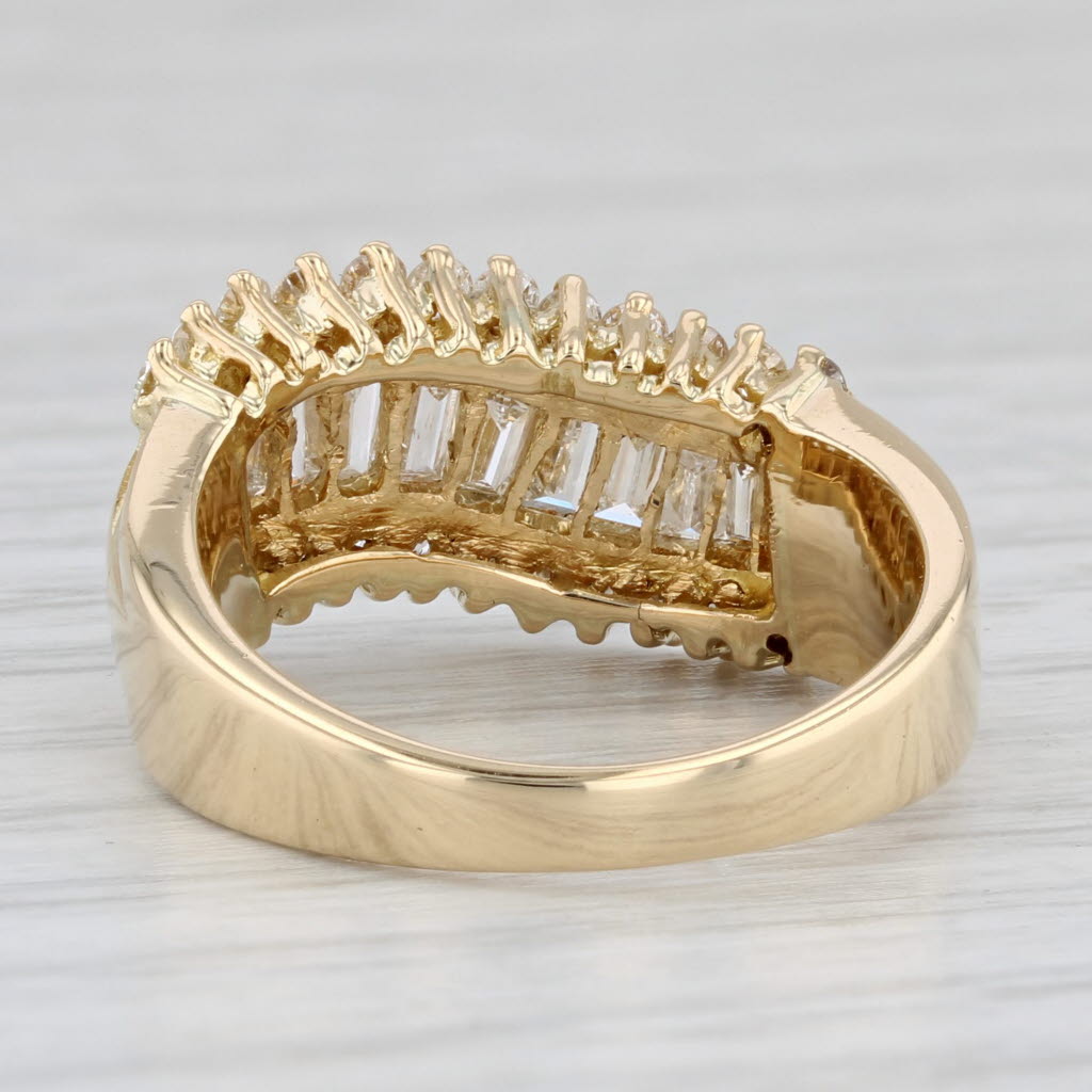 1.04ctw Baguette Diamond Ring 18k Yellow Gold Size 6.75 Contoured Band