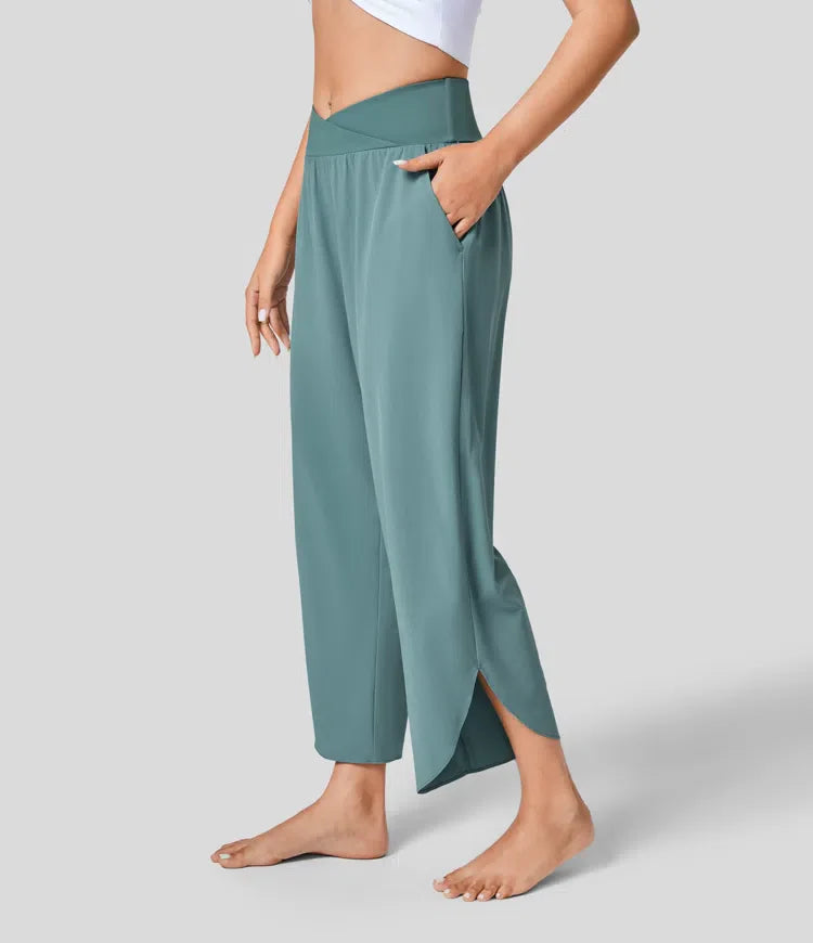 Breezeful™ crossover pants with high waistband and pleated side pockets