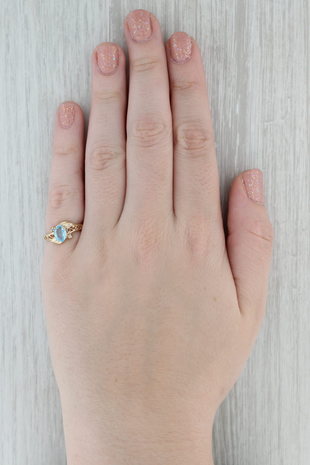 1.02ctw Oval Blue Topaz Diamond Ring 10k Yellow Gold Size 6.25