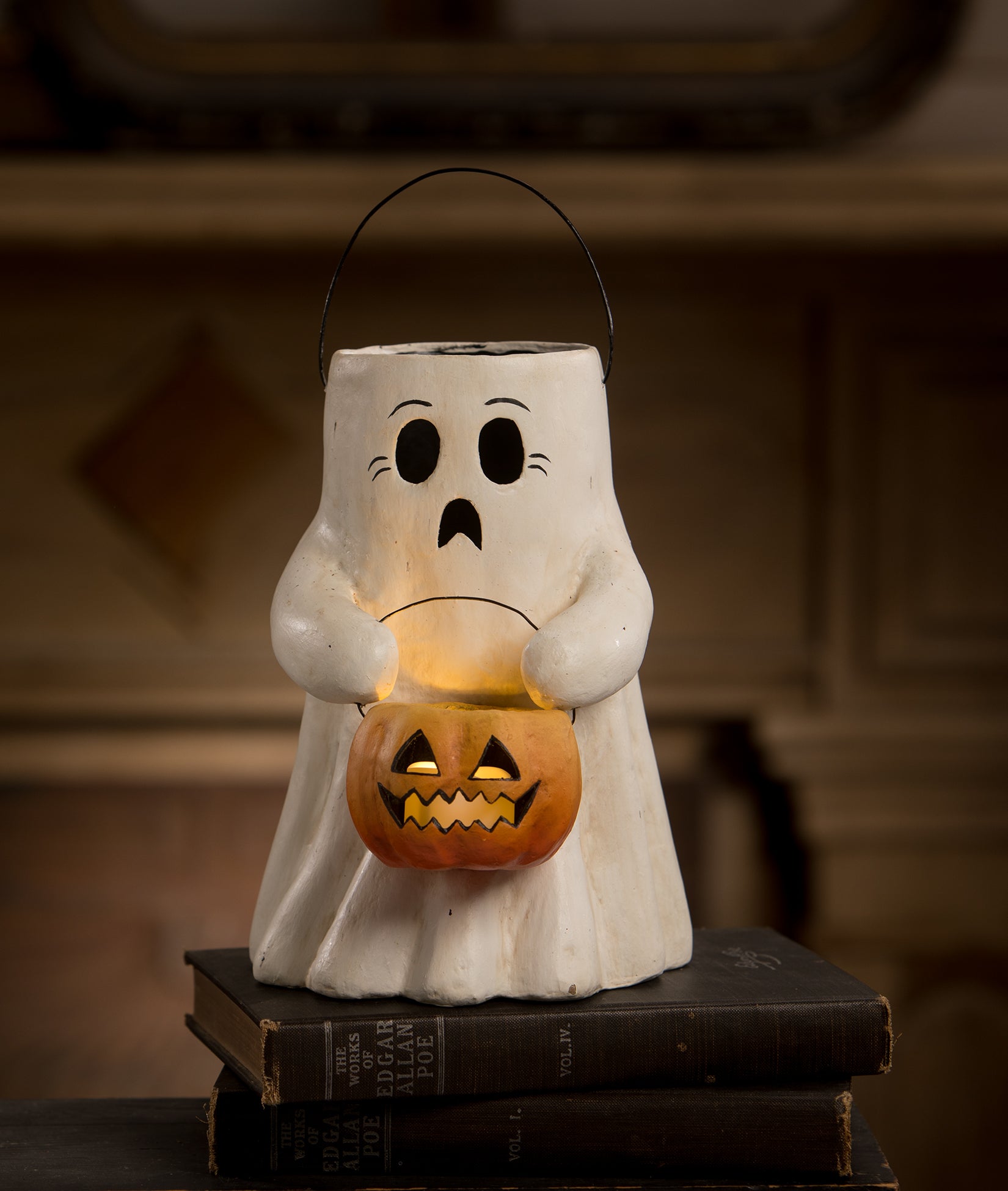 Sweet & Scaredy Boo Ghosts with Pumpkin Buckets