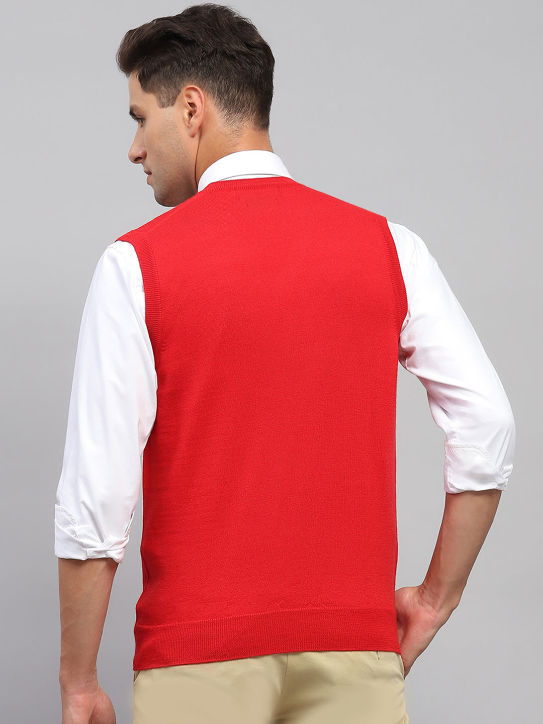 Men Red Solid V Neck Sleeveless Sweater