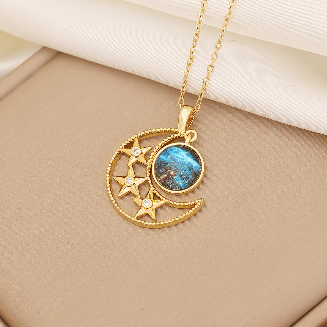Popular Full Diamond Planet Wings Love Necklace Versatile Women'S Clavicle Chain N1497