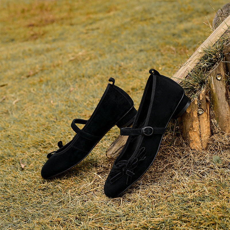 Round-Toe Sheepskin Mary Jane Flats with Bow Design Red/Black