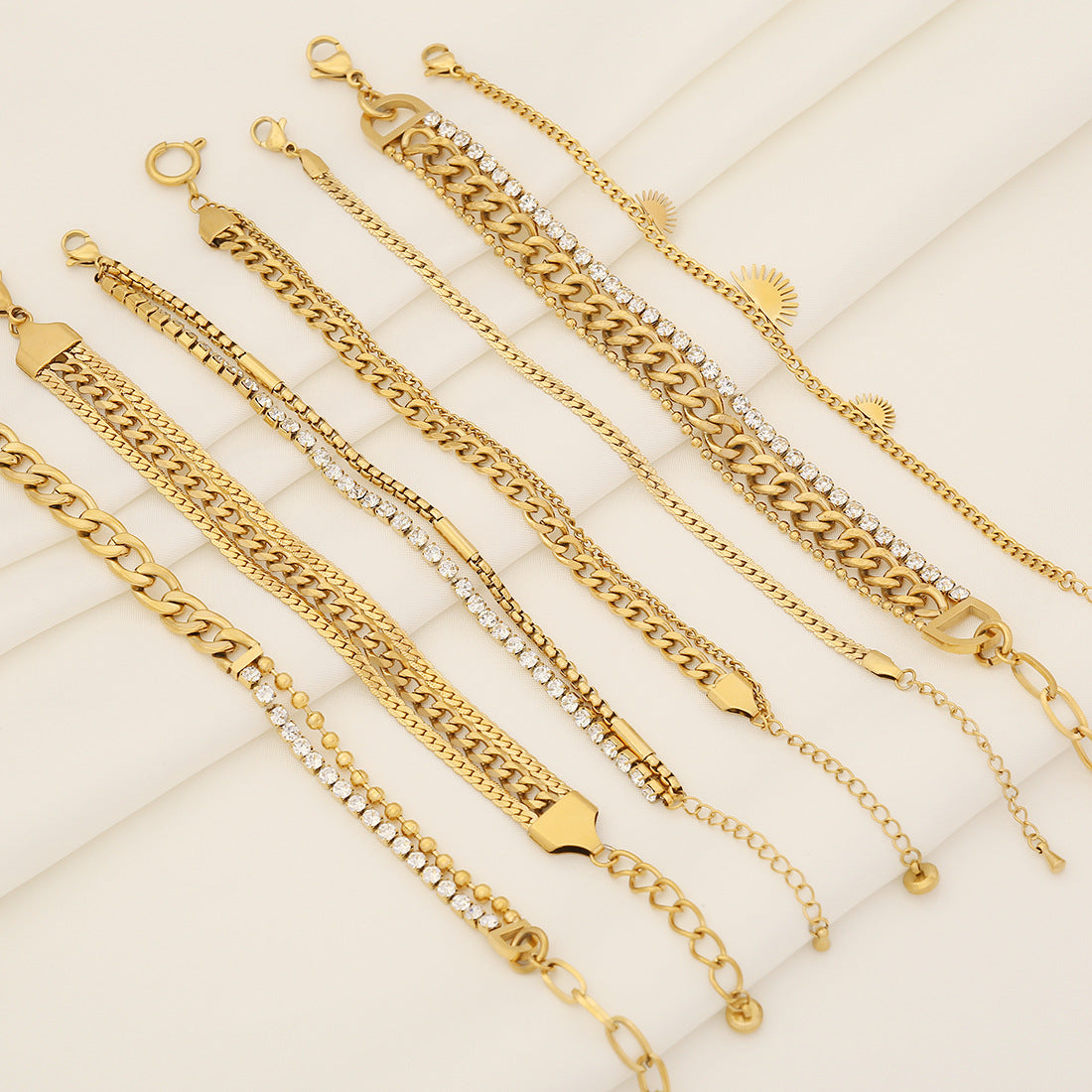 Women Expressive Geometric Stainless Steel Electroplating Bracelets