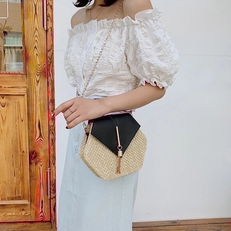 Women's Small All Seasons Straw Solid Color Streetwear Flip Cover Straw Bag