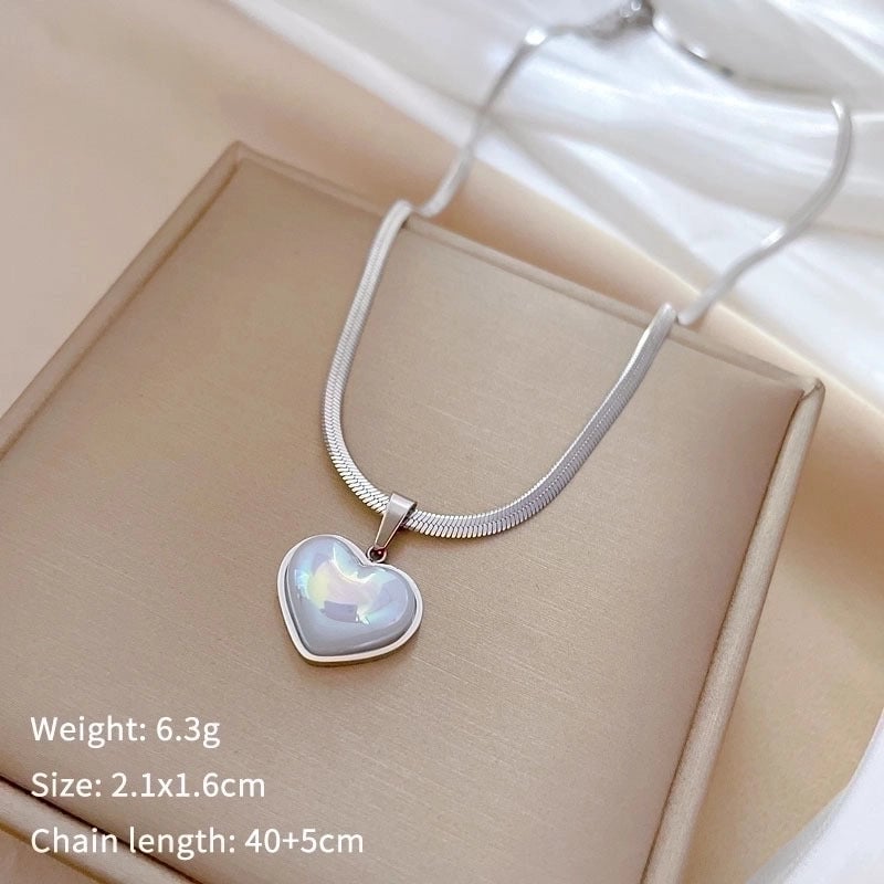 Minimalist Classic Style Heart Shape Titanium Steel Shell Inlay Pendant Necklace