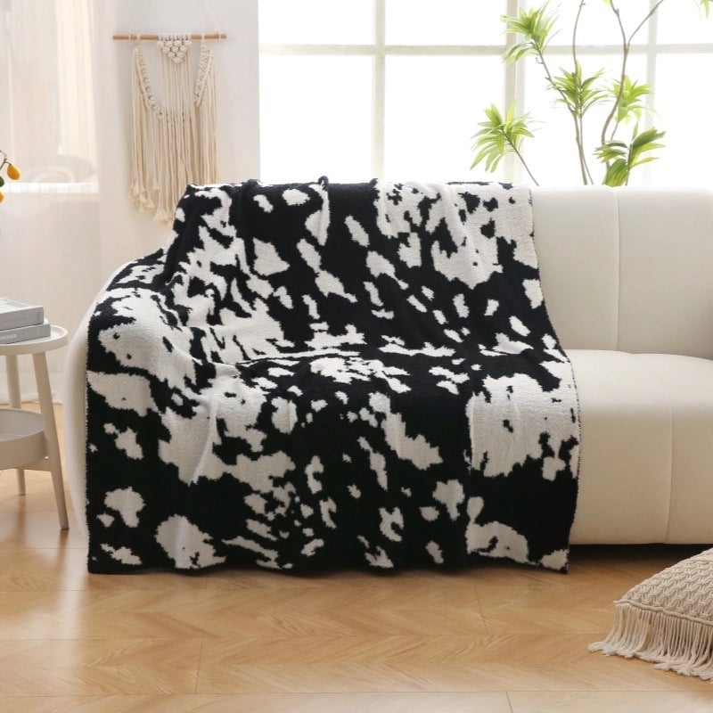 Blanket Half-side Fleece Blanket Air-conditioned Room Lunch Break Blanket Air-conditioned Room Hotel Homestay Decorative Blanket Thickened Warm Sofa Blanket