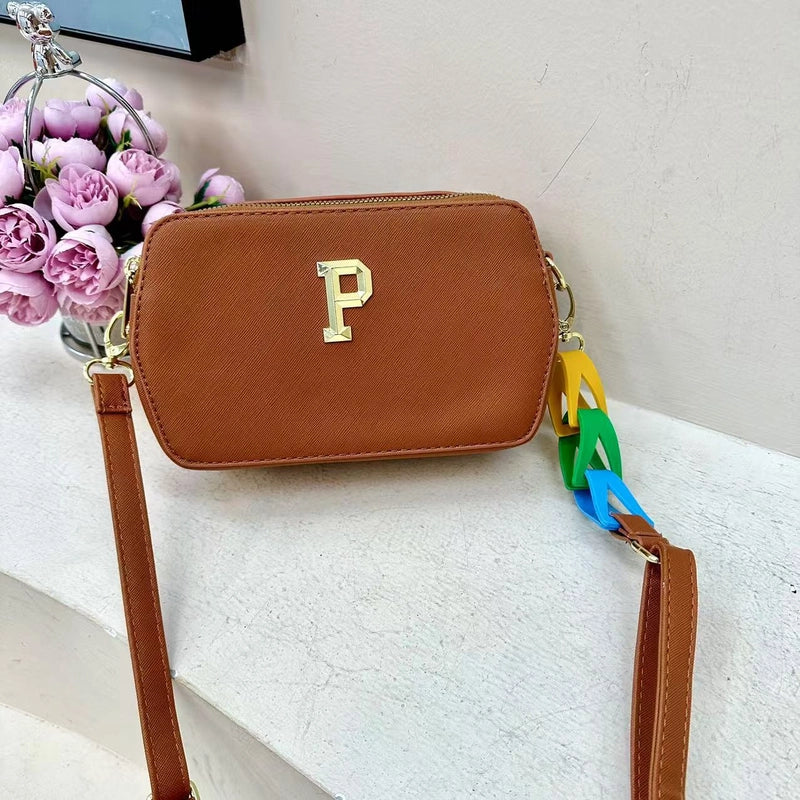 Women's Medium Pu Leather Letter Solid Color Classic Style Streetwear Square Zipper Crossbody Bag