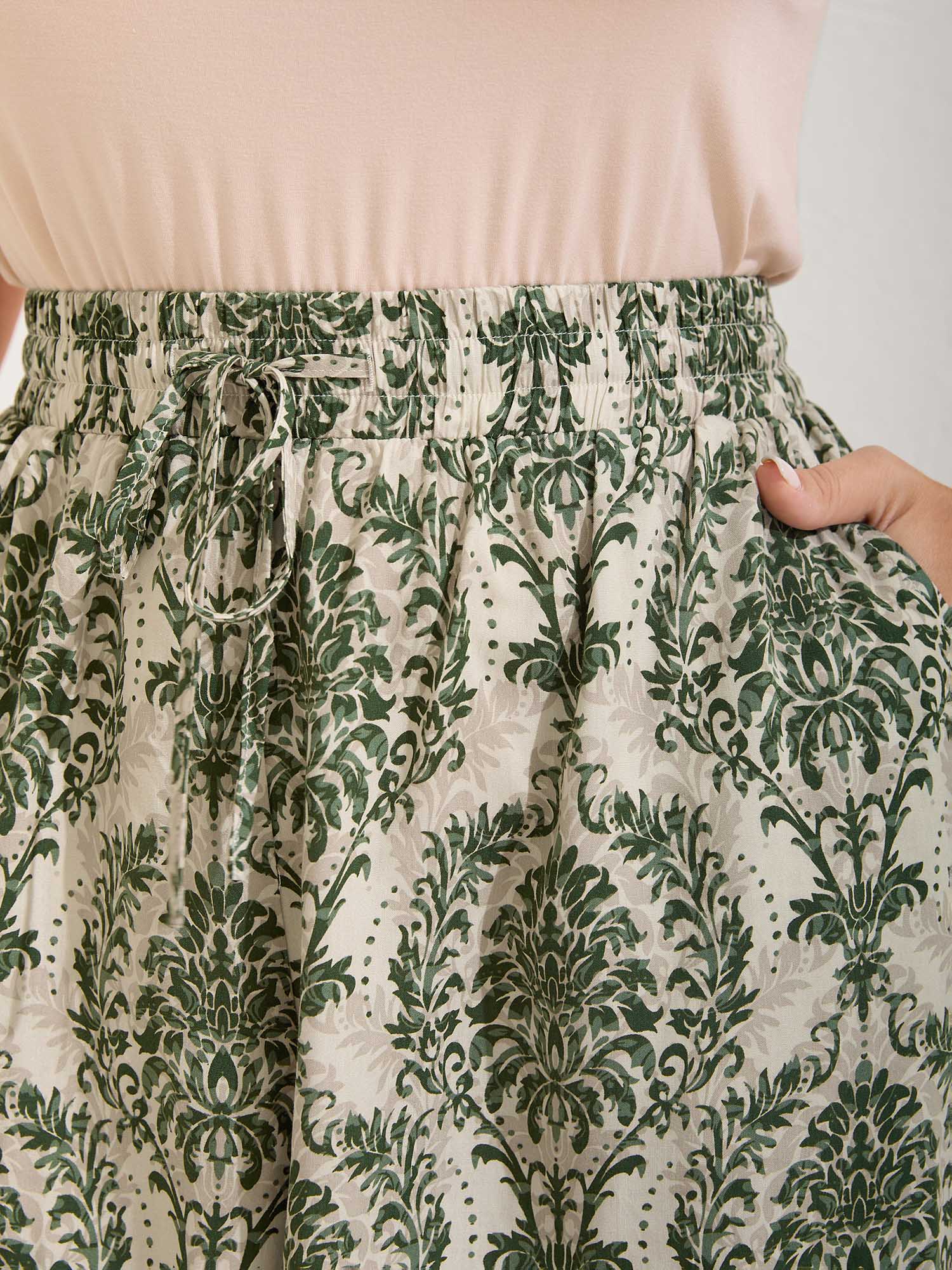 Damask Print Straight-Leg Shorts