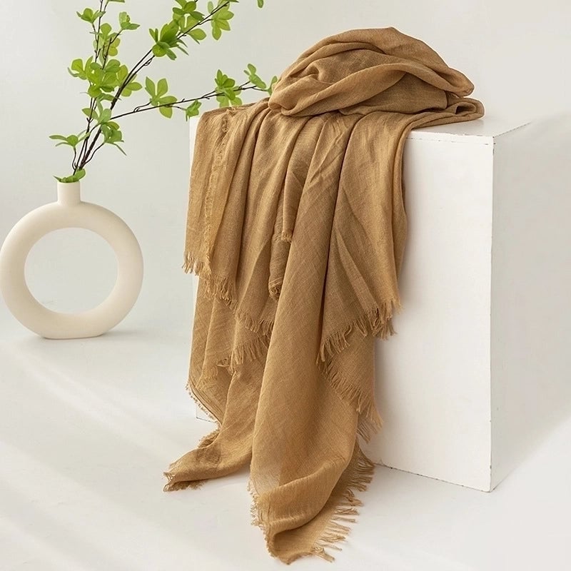 Women's Minimalist Solid Color Polyester Silk Scarf
