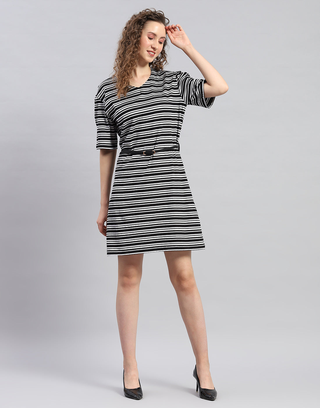 Women Black Stripe Round Neck 3/4 Sleeve Dress