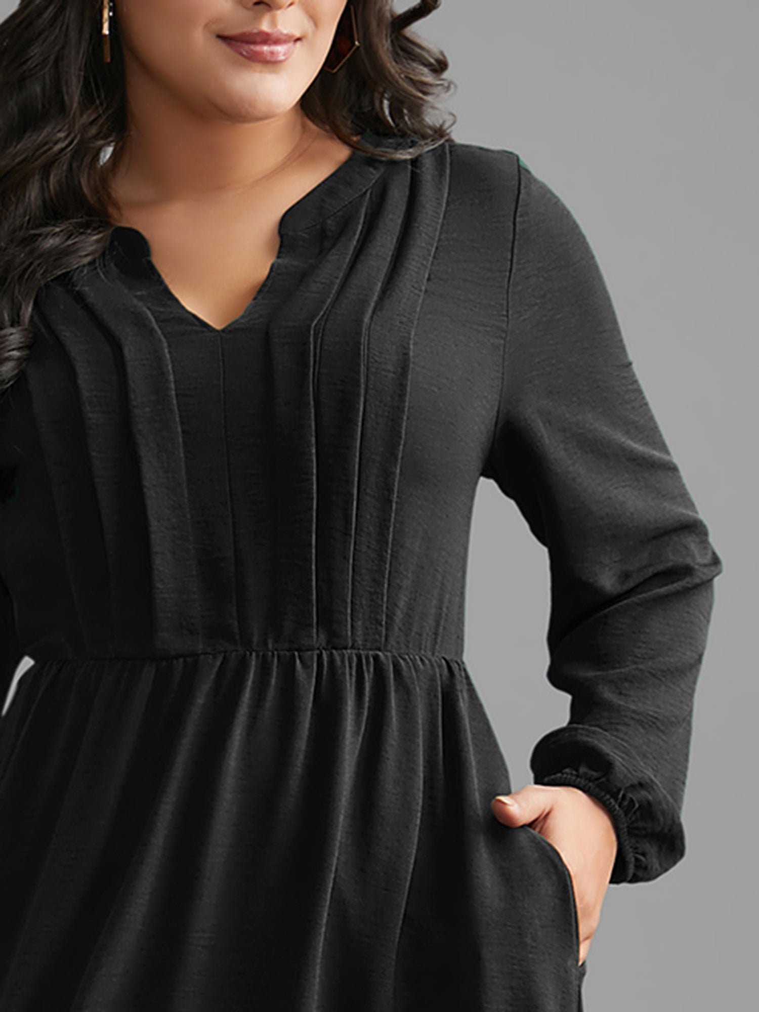 Plain Notched Pleated Midi Dress