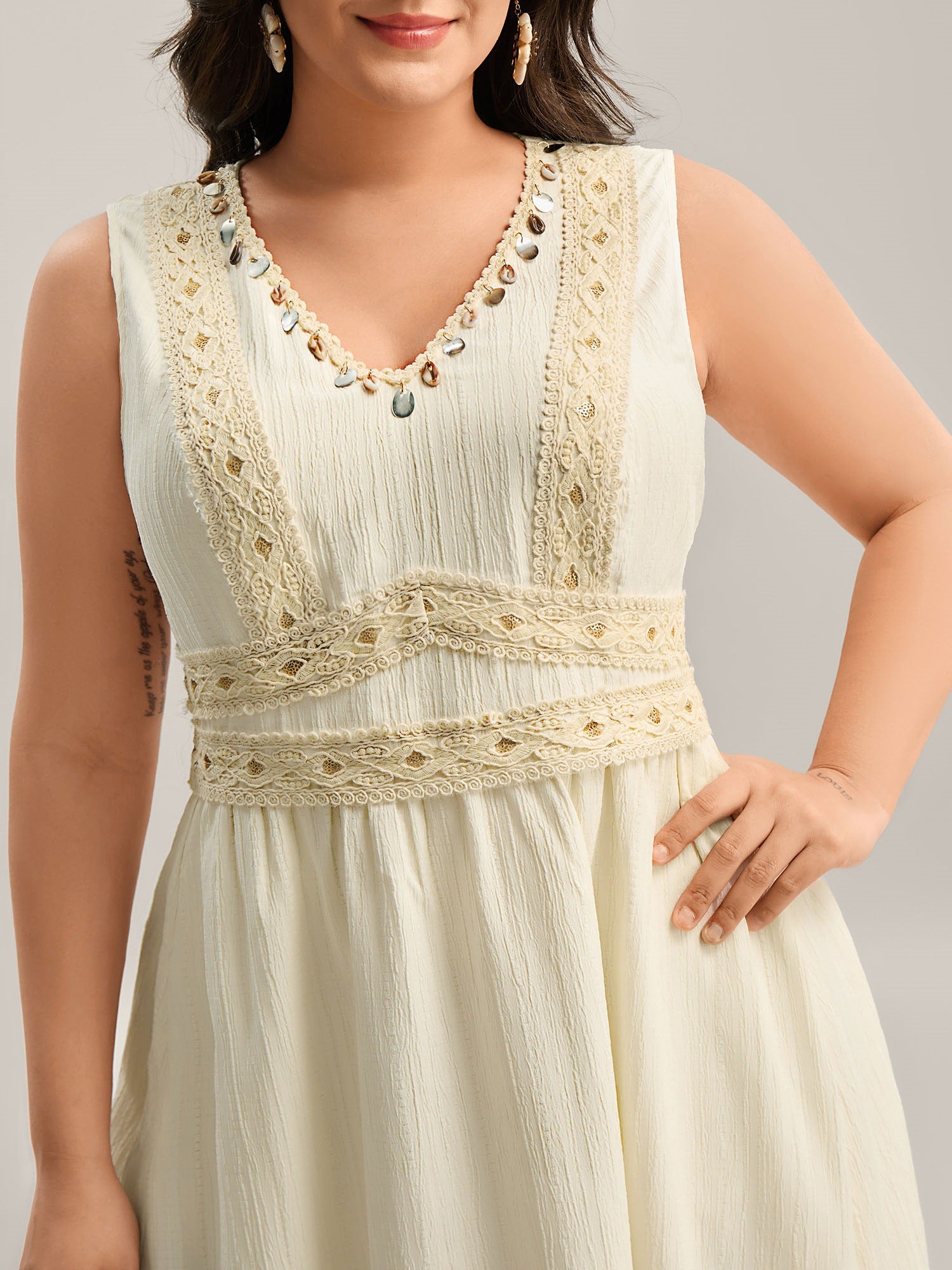 Textured Solid Lace Trim Midi Dress