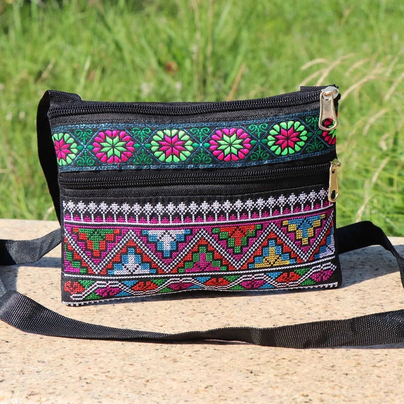 Women's Small Canvas Floral Vintage Style Square Zipper Shoulder Bag
