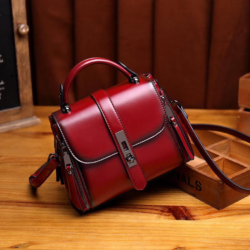 Vintage Women's bag leather fashion trend single shoulder diagonal bag flip bag