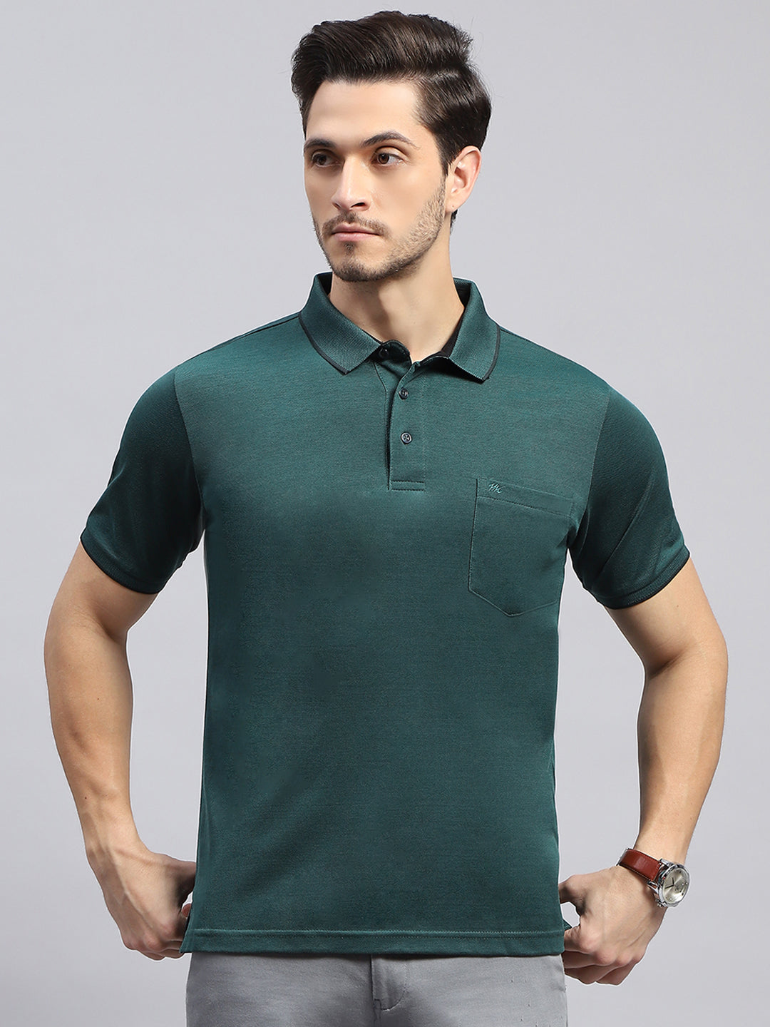 Men Green Solid Collar Half Sleeve T-Shirt